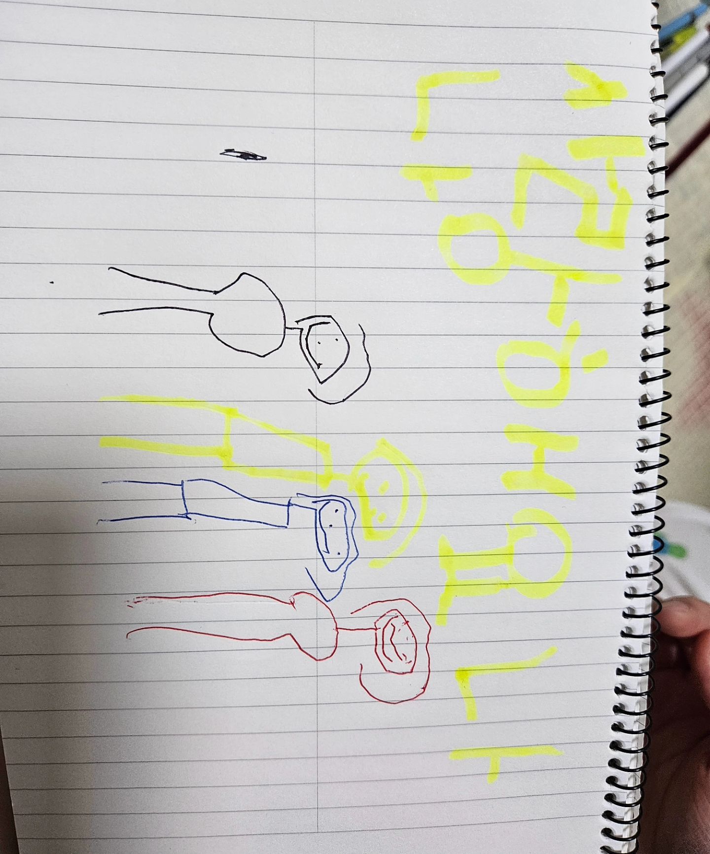 하니가 적고 그린 작품 ♡
검정은 아빠
형광색 이모
파란색 엄마
빨간색 할미
아빠랑, 할미는 배나와서 저리 그렸뎈ㅋㄱㅋ
#살빼자 #아이의눈은정확하다
