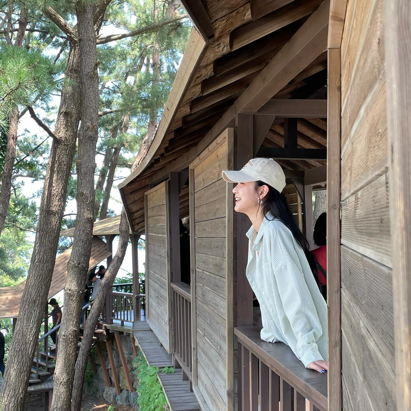 🫧🦉🌳
.
.
.
.
.
#상화원 #보령 #충남여행 #충남 #숲길 #숲속 #나무집 #여름휴가 #숲속의작은집 #가족여행 #여행기록 #8월 #서해여행 #서해안 #휴가 #데일리코디