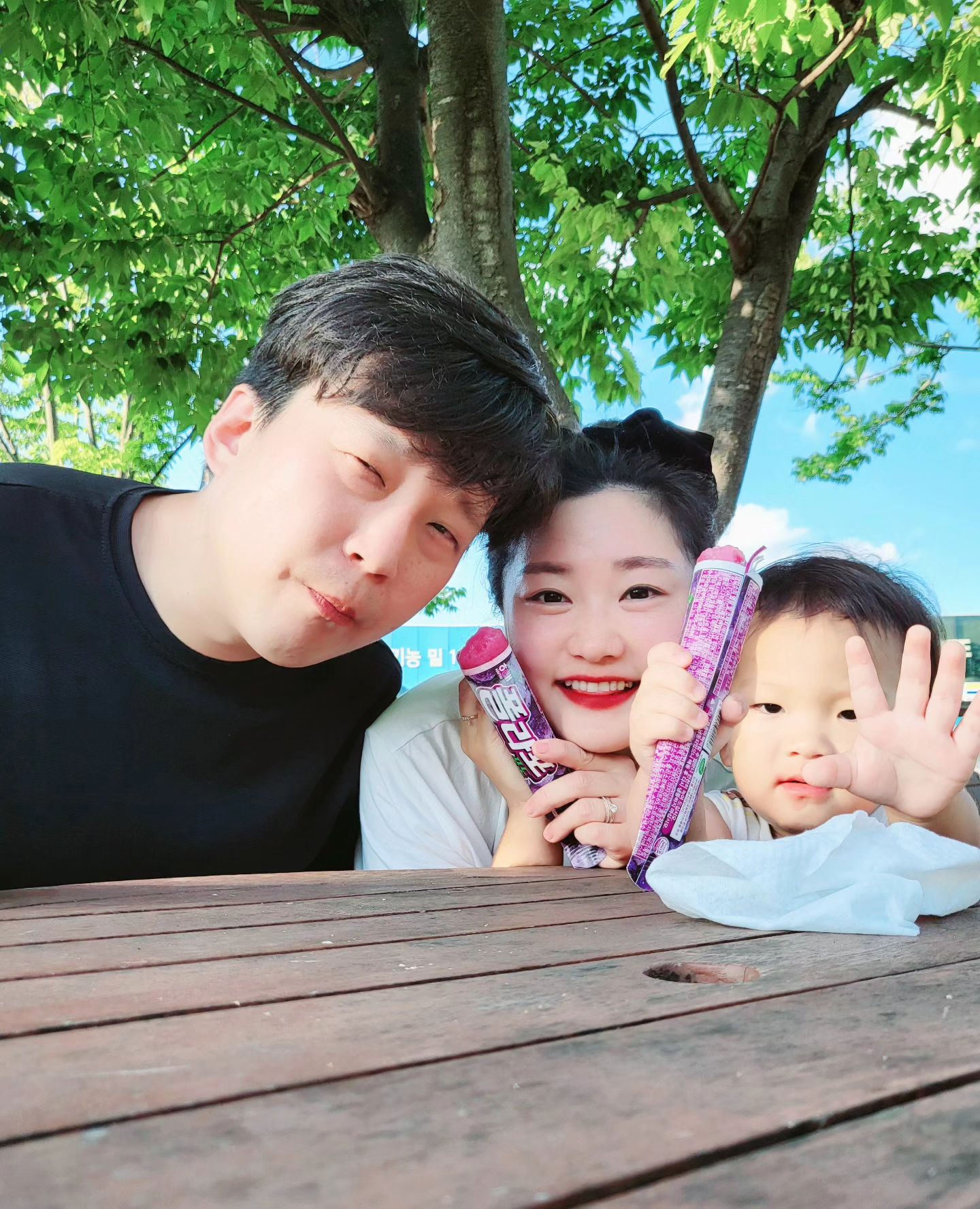 **
-
서울대공원 왜 이렇게 좋아졌지? 🤩
18개월에 오고
29개월에 다시 오니
반응이 핫하군 🤣
-

#서울대공원 #서울대공원동물원 
#29개월아기 #아들스타그램 
#육아기록 #육아일상 #육아맘
#familytime #가족나들이 
#daily #babyboy #추억쌓기
