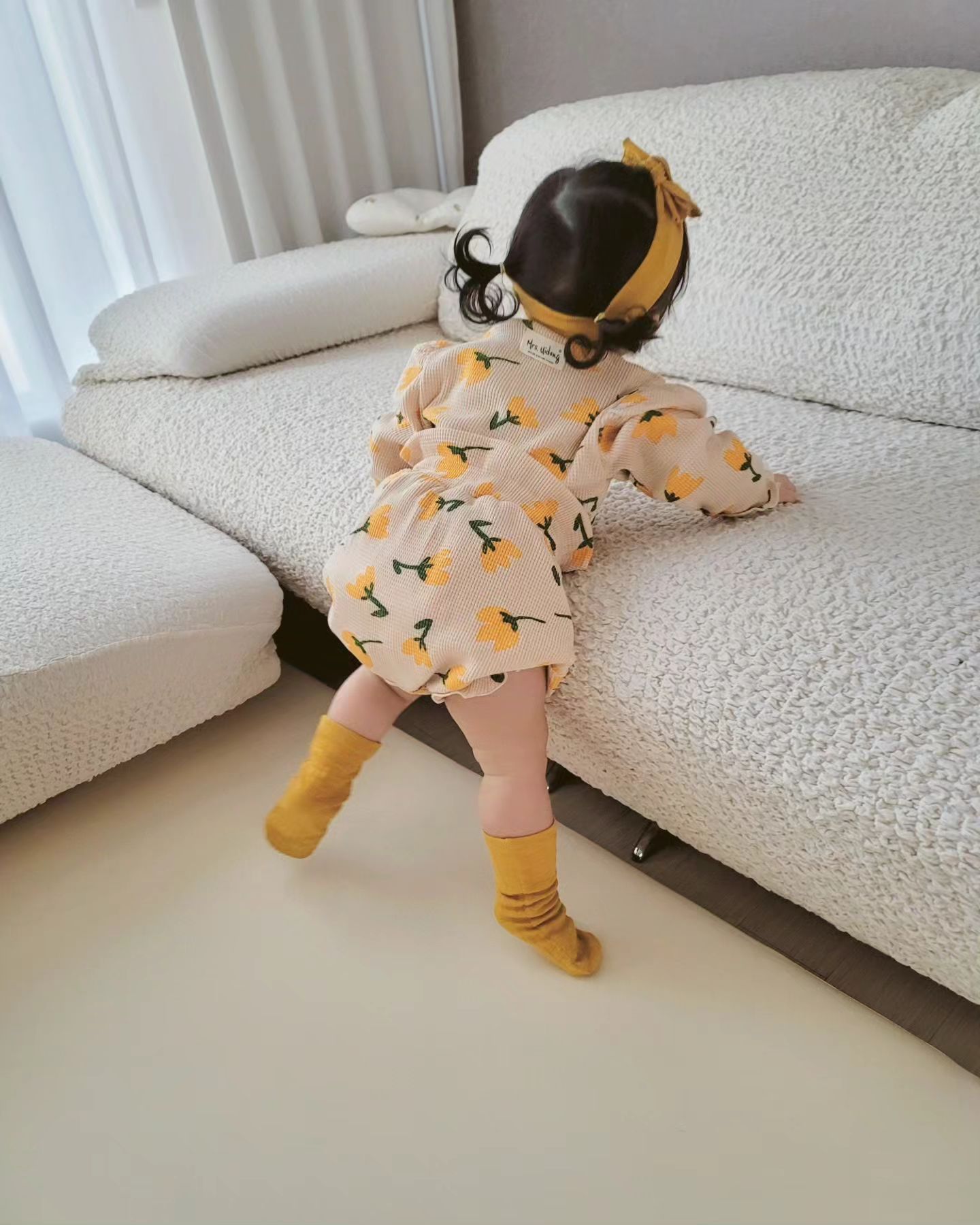 D+388🐥노랑이 또이💛

🌼💛✨ 오늘은 예쁜 노란옷을 입고 사진 찍었어요!

.
.
.

mrs.ui_dong 

📸☀️✨ #아기옷 #사진찍기 #봄날의아름다움
