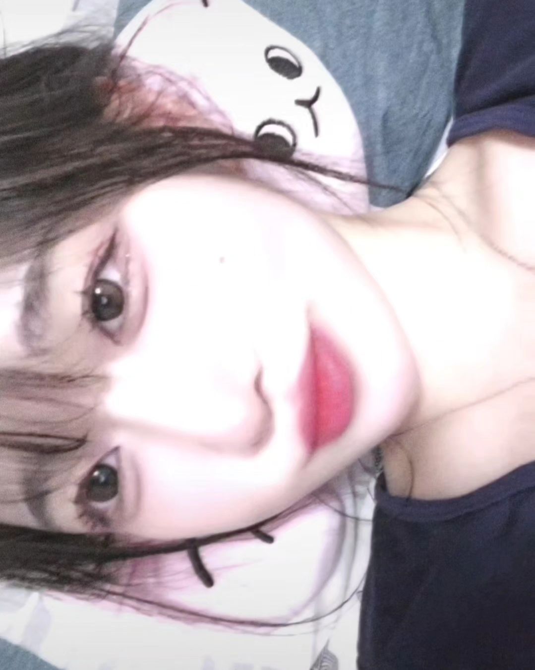 얼빡샷!! 

#설날 #누워만있기 #얼빡샷 #필터사기