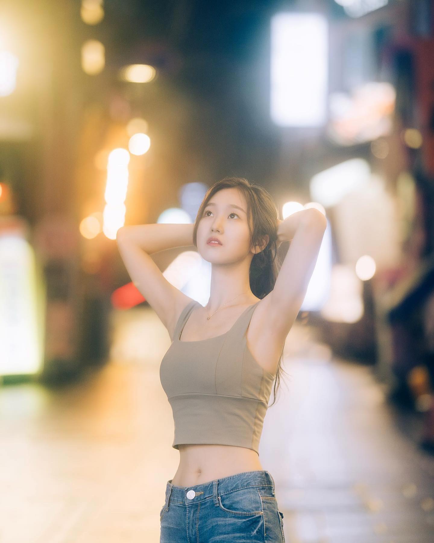 9월의 근황정리-

1. 첫 사진을 함께해준 포토가 결혼한다는 소식- 청첩장 기다리게씀다..(jiwontwopunch_hubby)

2. 오출완은 커녕 오퇴완도 간신히 찍음

3.오운완은 언제인지 기억도 안나는데, 피드보니 매년 이맘때쯤은 숨쉬기 운동도 간신히 한듯

4. 욕아일체 수련이 시급함..

5. 언제찍은지 기억도 안나는 셀카들만 뒤죽박죽

6. 쌩얼로 만날수 있는 술친구가 생김

엉망인 일상 그잡채..😇
