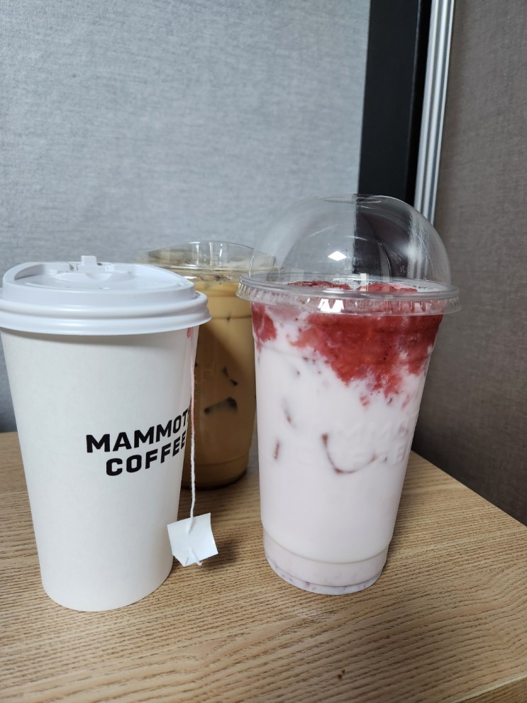 매머드커피신메뉴 매머드커피 딸기메뉴, 시즌메뉴 후기