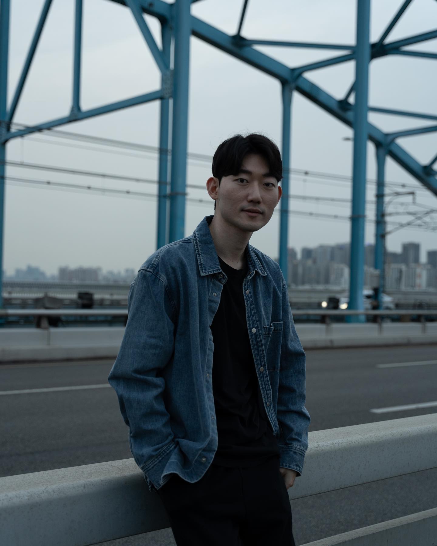 화이팅 해보자던 23년.
뭐가 없긴하지만 그럼에도 건강히? 살아냈음에 감사하다.
.
.
.
.
.
.
.
비록 삶이 마음같지 않을 때가 대부분이겠지만
그럼에도 불구하고😊

#2023#2024#청룡의해🐉#happynewyear#愚公移山#反求諸身#磨斧作針#大器晩成#아듀2023#웰컴2024#새해복많이받으세요🙇#내가차가워보인다면#배고프거나졸리거나#기빨렸거나#고장난거#나는박애주의자임#스냅사진#동작대교#원본사진#연말#연초#새해도잘먹고잘살자#갑진년