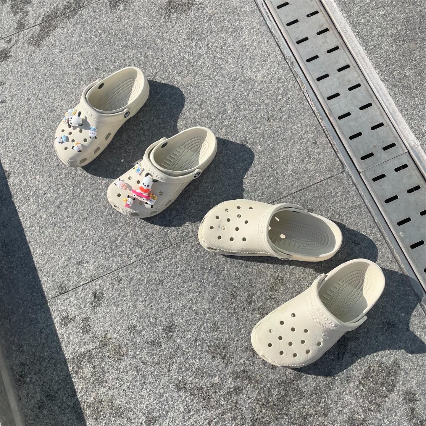 옆에서 되게 쩝쩝거리네 🫨