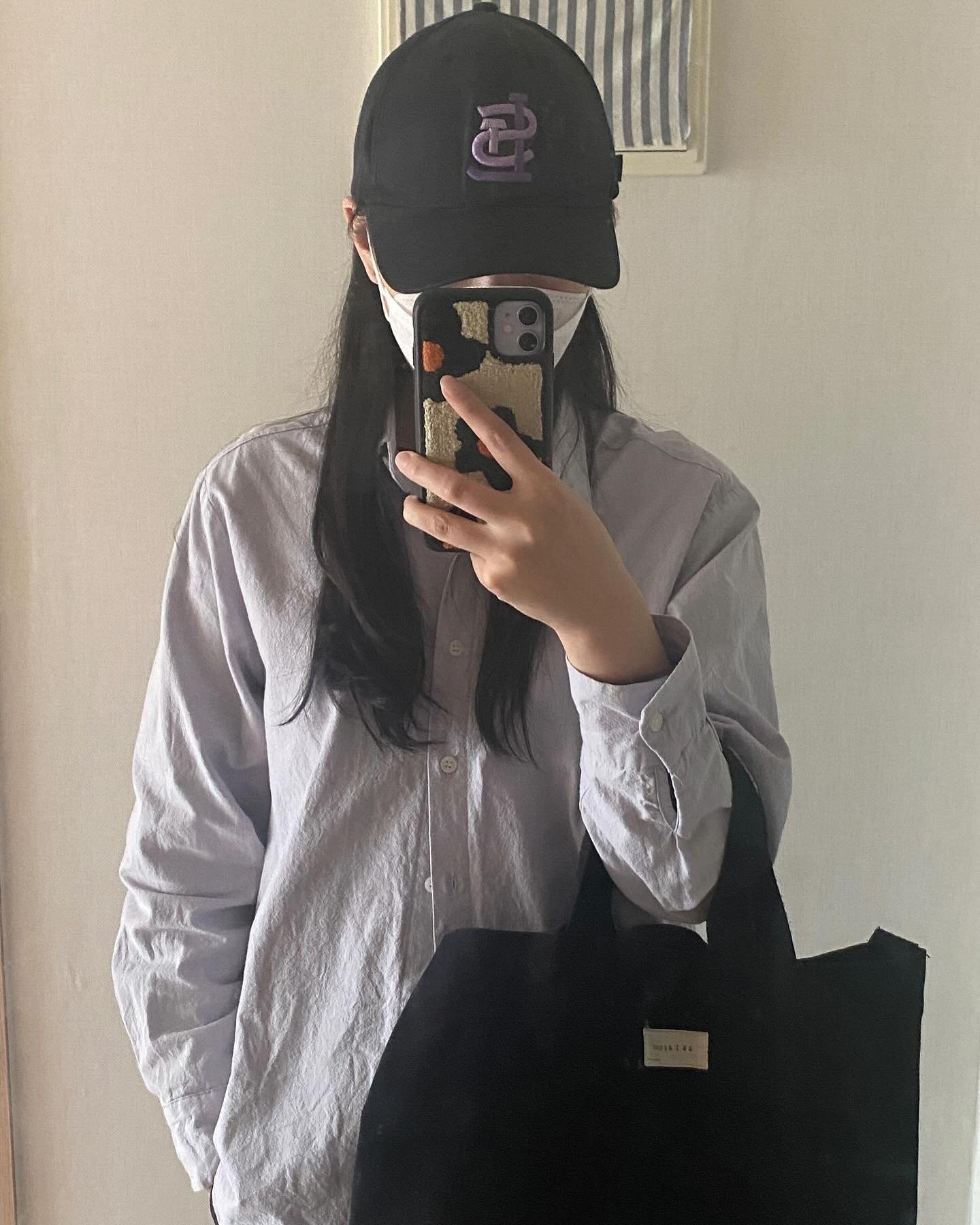 .
오랜만에 써보는
연보라 포인트 모자💜