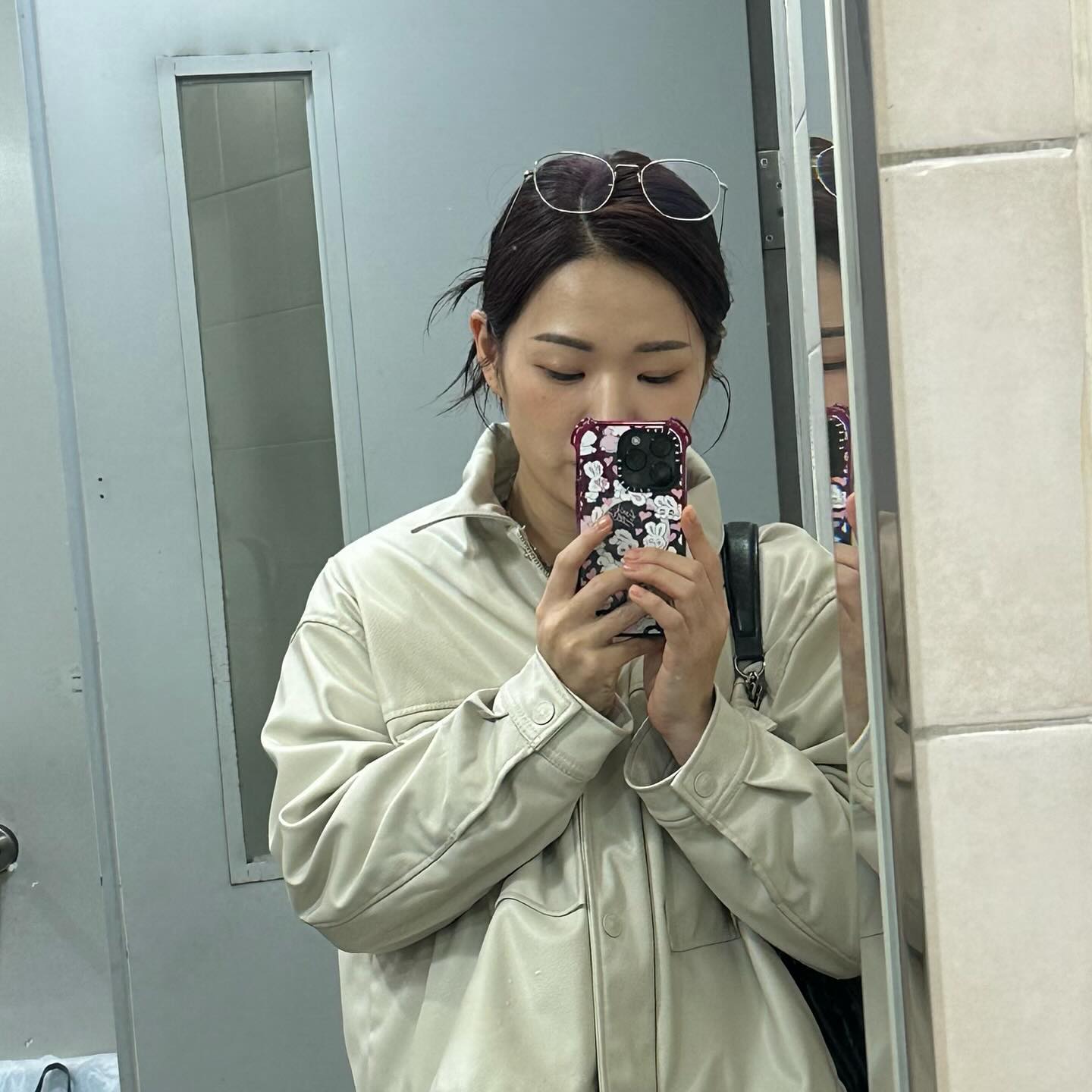 1. 뉴욕화장실st
2. 짱 멋있는 인어공듀
3. 가을어쩌구,.,
4.5. 곰돌이가 손잡고있다는 젤리 
  그리고 클리싱폼_이게제일기야움
6. 배는 부른데 먹고는 시픔
7. 알려줄수없는 어딘가
8. 내얼굴(?)