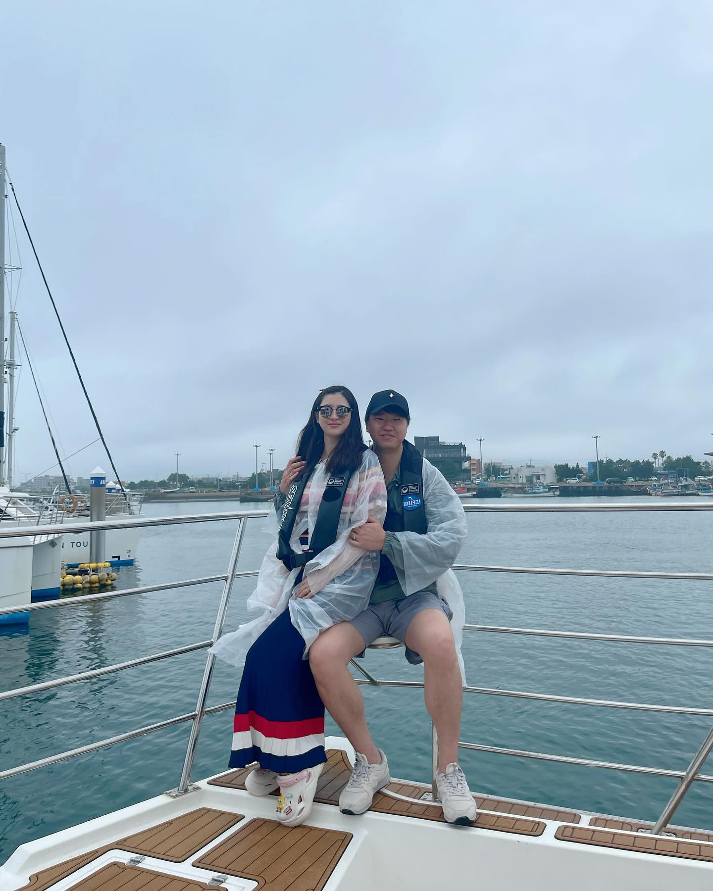 탄탄이 첫 #비행기#요트#✈️#🛥️ 
#제주도 1박3일같은 여행..
너무 많이 먹어서 배가 수박만하다#😱 
배뿔뚝이 쫒아다니느라 뒤뚱뒤뚱
그래도 너무 재밌었다#🥰 
#제주도여행#가족여행#🤰