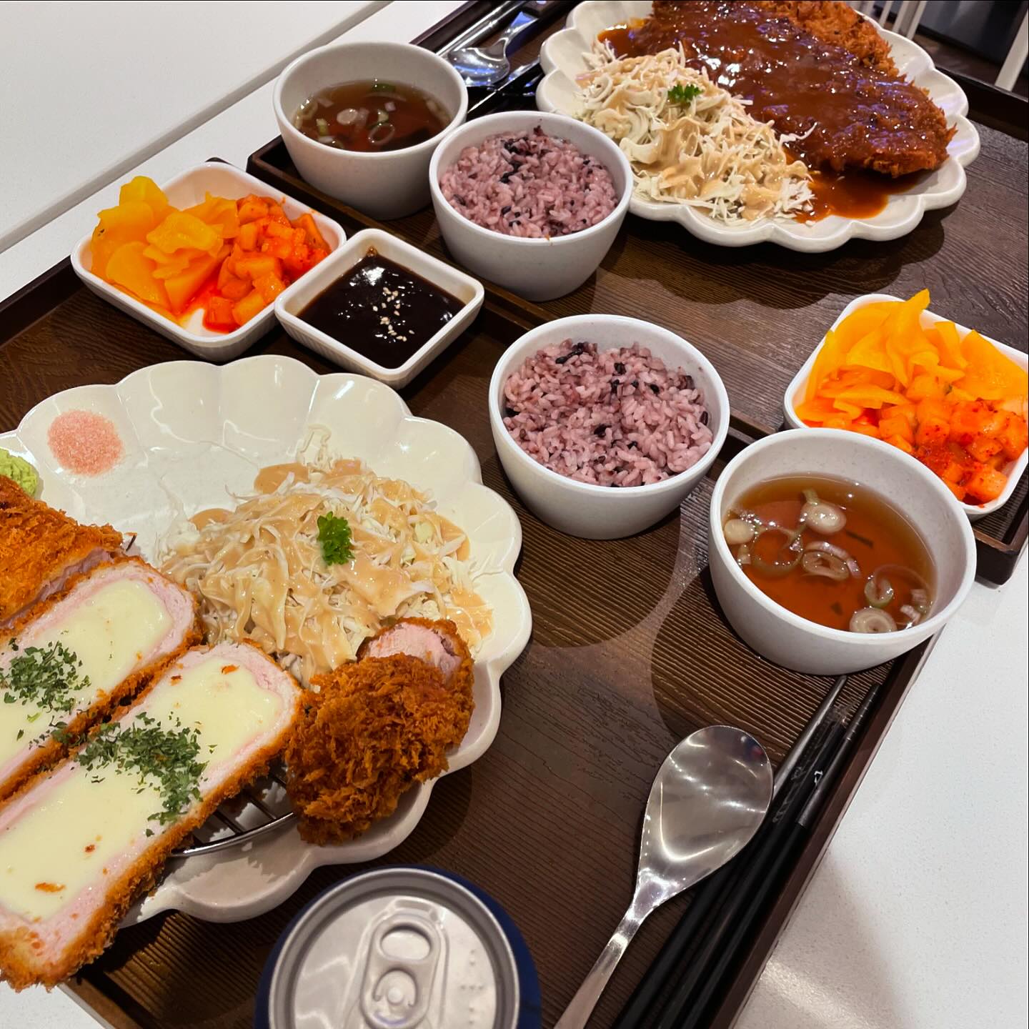 간코 롯데월드몰점 잠실돈까스 맛집 
돈까스 땡길땐 여기 가즈아!! 😍😋

📍위치
서울 송파구 올림픽로 300 지하1층 3355

⏰영업 시간
매일 10:30 - 22:00
21:00 라스트오더

#잠실맛집 #잠실롯데월드몰맛집 #돈까스맛집 #돈카츠맛집 #잠실돈까스 #간코 #간코롯데월드몰점