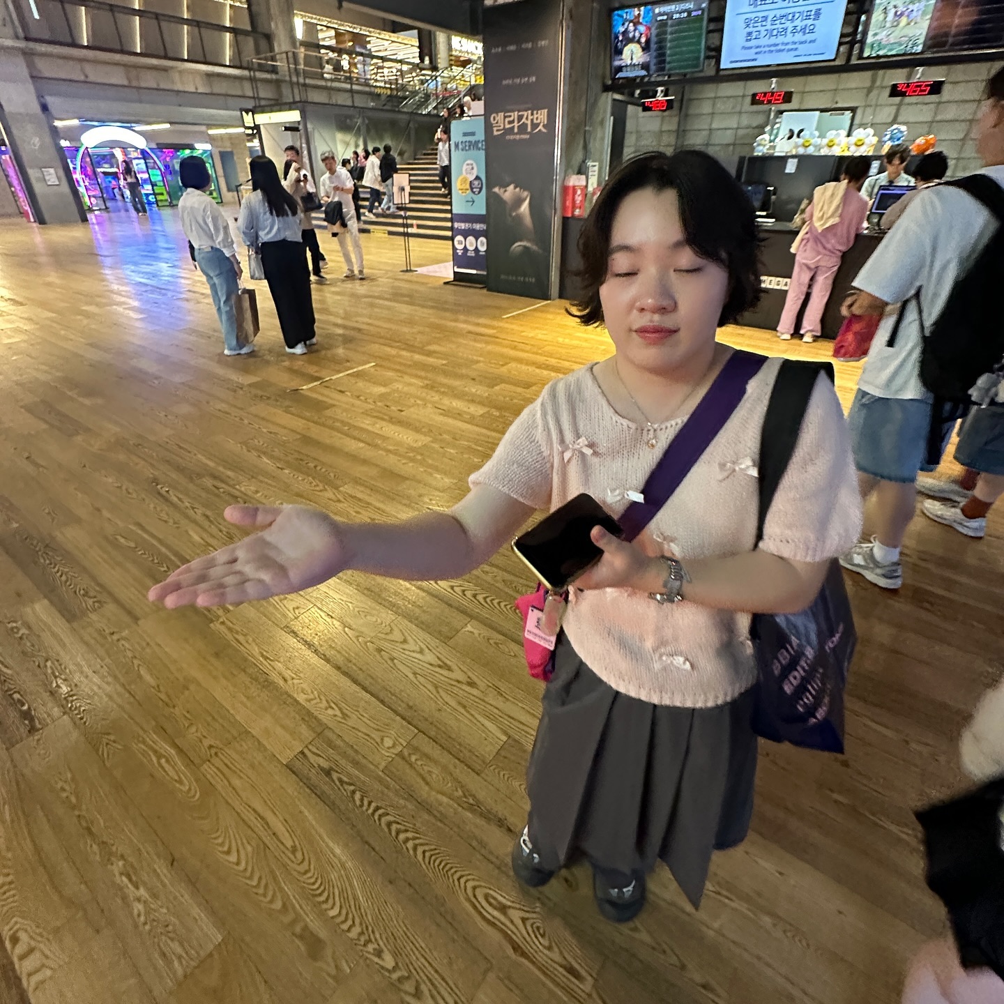 오랜만에 데일리믕입니당 ⋆⁺₊⋆ ☾⋆₊⁺ ⋆ ♡