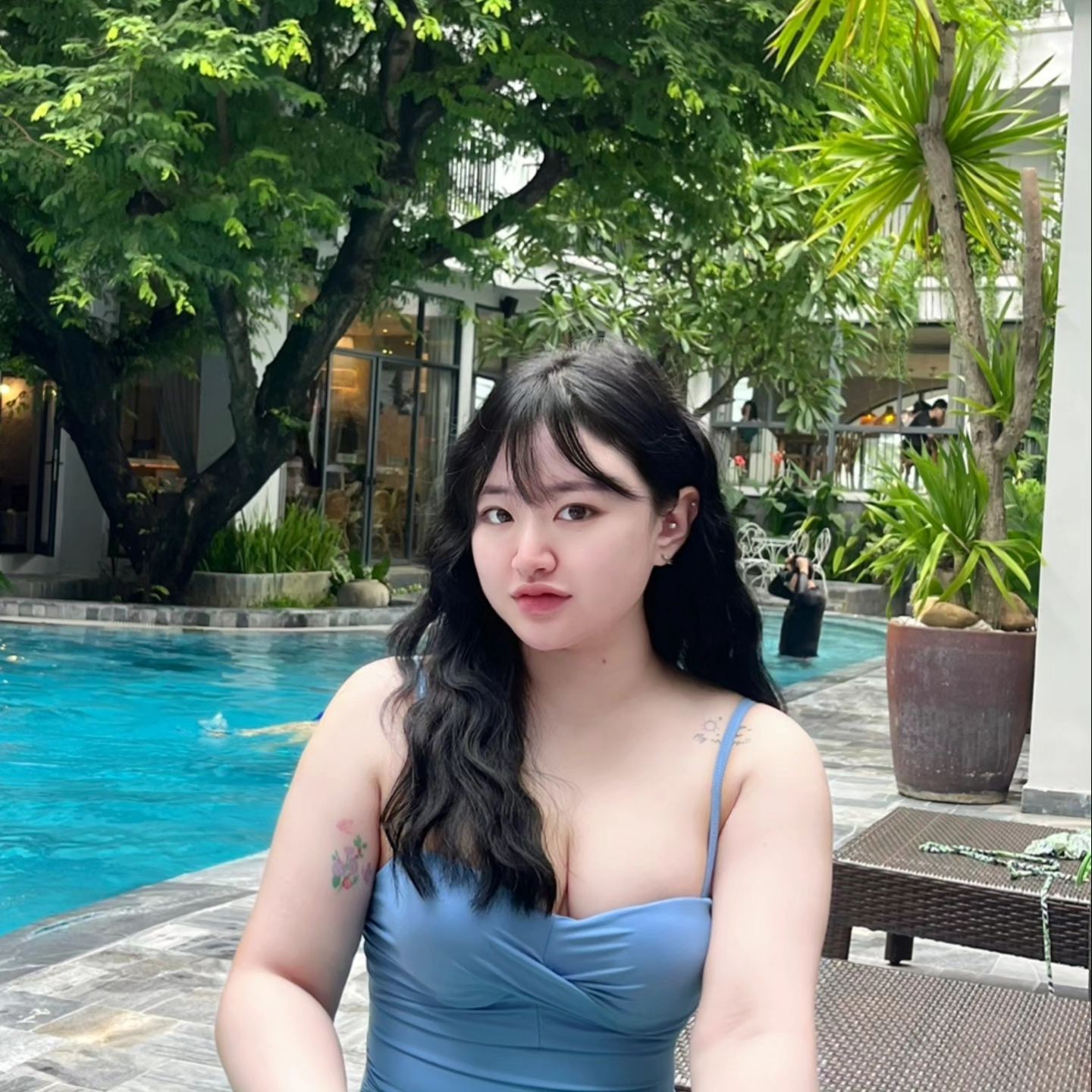 🏊🏻♀️🏊🏻♂️🏊🏻
얼굴에 물 닿기 싫어서 몸만 동동 떠다니기
낮과밤이 180도 다른 수영장..🖤
매우 만족..🤍
23.11.19