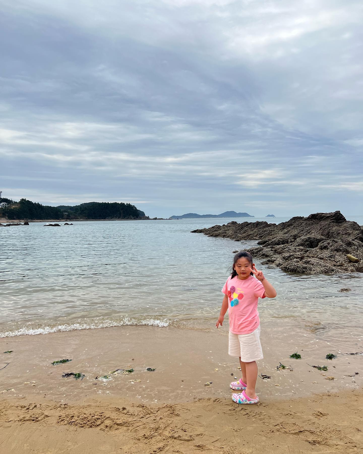 #추석연휴2일차
#서해바다5개 #갯벌체험하러가자 

#노서아베베 #서아베베 #8살서아  #서아랑한나엄마랑