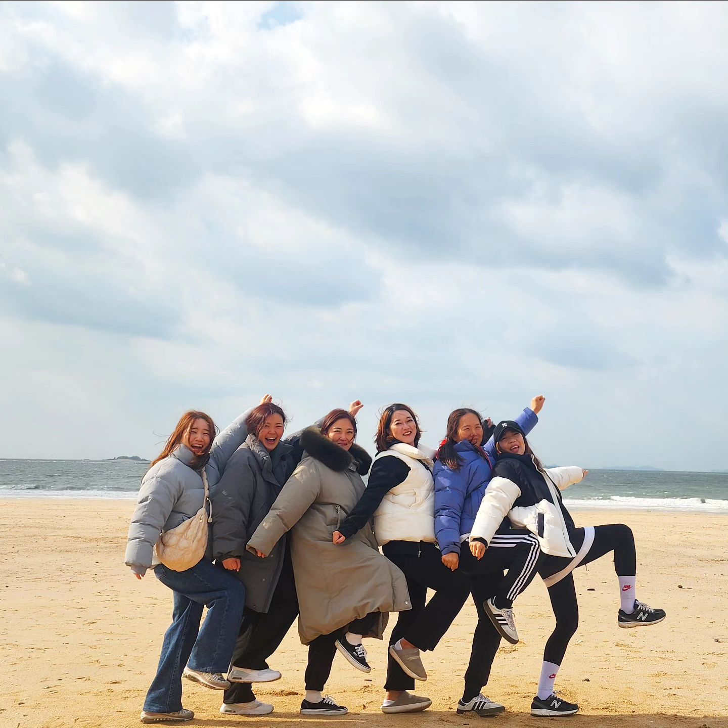 가자가자
가자아~~~♡

내 사랑들
(다음엔 정순동서&
은정&재영 아가씨두
꼬옥 함께해!)