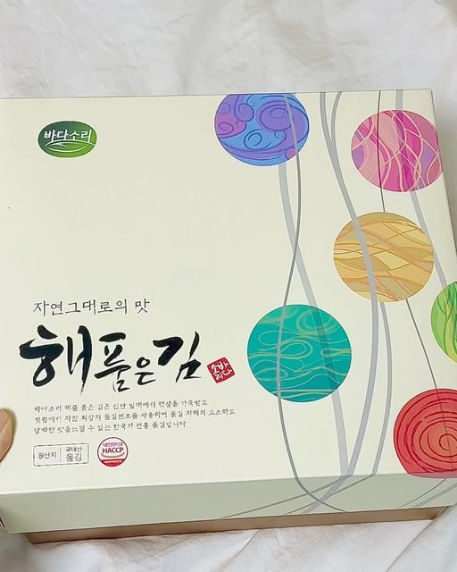 쏘주🐷 on Instagram: "#광고 #협찬 ✔️바다소리 해품은김 축복세트 한국인의 밥상에 빠질수없는 필수템 남녀노소 호불호없이 좋아하는 ❤️김🖤 🌊해품은김 축복세트🌊 김도 짜지않고 두
