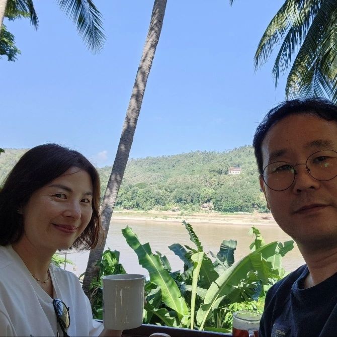 #이젠전우애지말입니다 #박씨소원성취 #마누라잘만난줄알아 #세뇌중🤦‍♀️ #여기까지인도하신 #에벤에셀하나님 #믿음의가장 
#별인생없다 #그저감사할뿐❤️ #명품은됐고 #좋은집도됐고 #땅도됐고#좋은차도됐고 #잘흘려보내며 #안팎이건강하자 #은혼여행