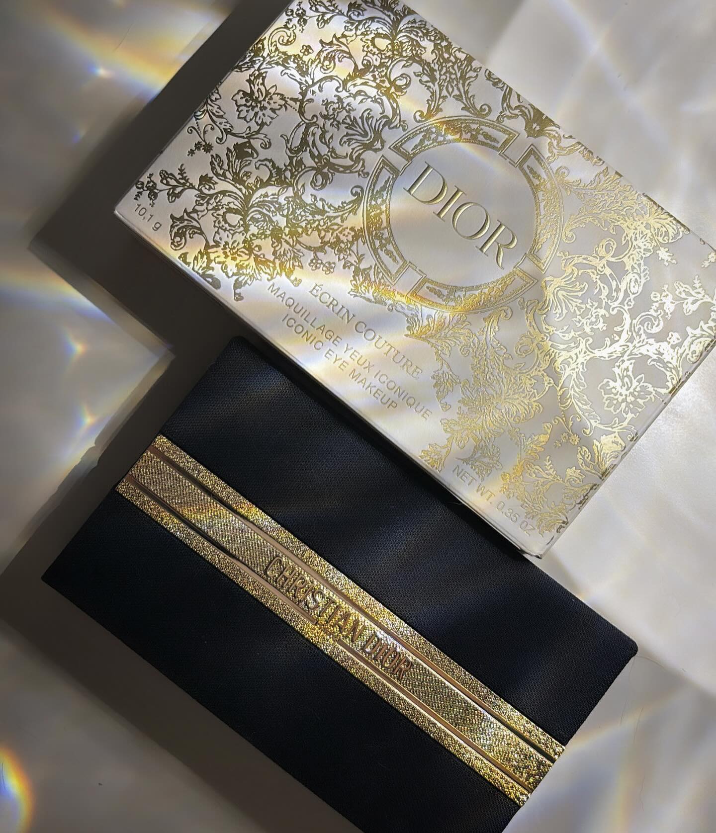 조기소진으로 구하기 힘들었던
이번 홀리데이 디올💝 고마웡❤️🧡💛 #dior