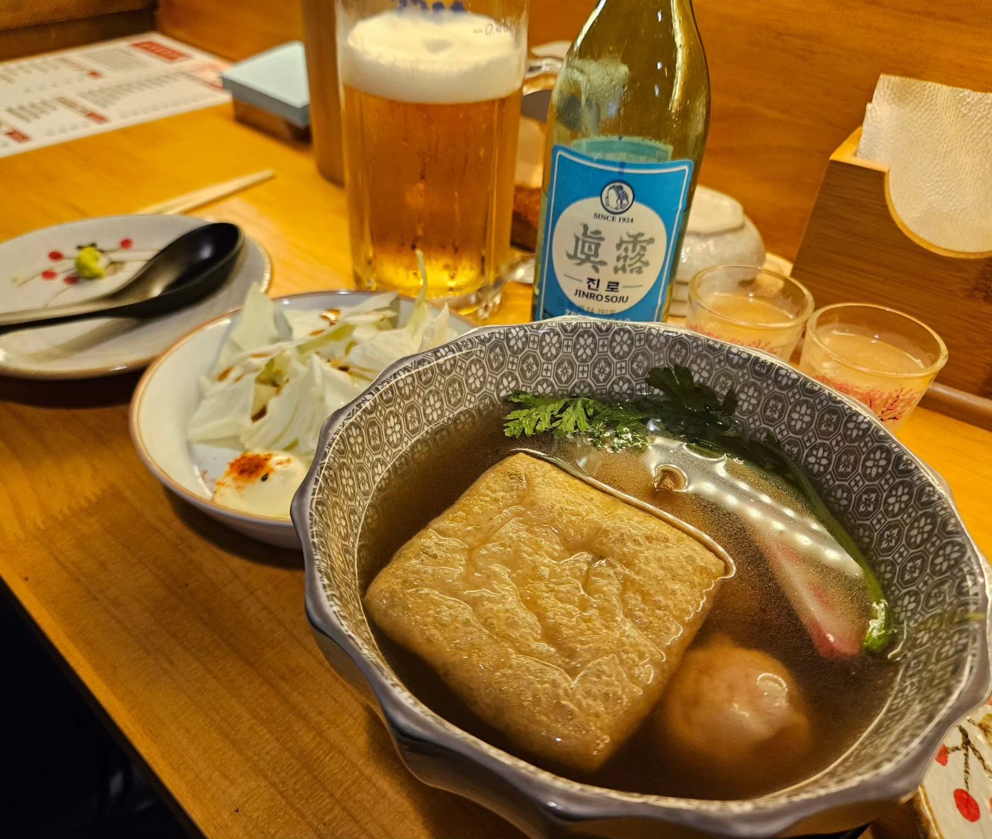 #선팔하면맞팔
#천안맛집 #쌍용동맛집 
#안주 #꼬치 #오뎅탕 
#생맥주 #음주 #이자카야 
#감성 #먹스타 #daily #소통 
#가게이름모름 
#새댁일상 #새댁 #새신부

1차에 적합하기보다는 2차 가기 좋은 곳
위치는 아는데 가게 이름이 기억이 안남ㅋㅋㅋㅋㅋ
매장이 협소해서 몇명 수용 안되는 단점..