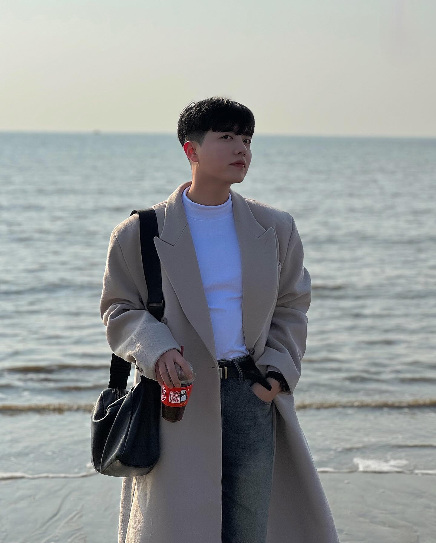 겨울바다 매력있네 🌊
.
.
.
#인천 #영종도 #왕산해수욕장 
#인천가볼만한곳 #바다스타그램