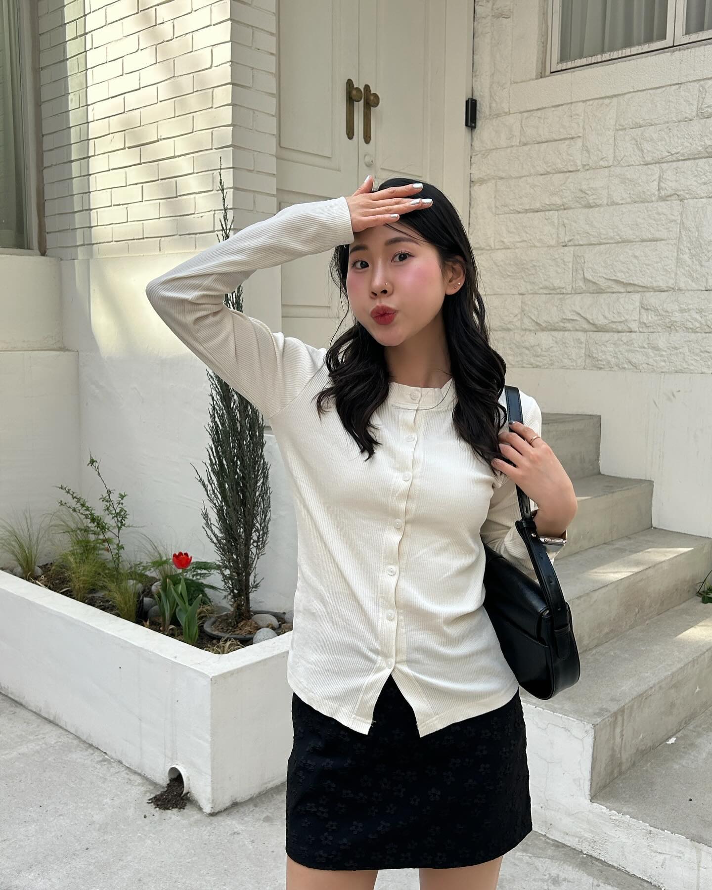 갑자기 여름••🍧

320showroom_official #320쇼룸 #봄코디 #ootd #가디건추천