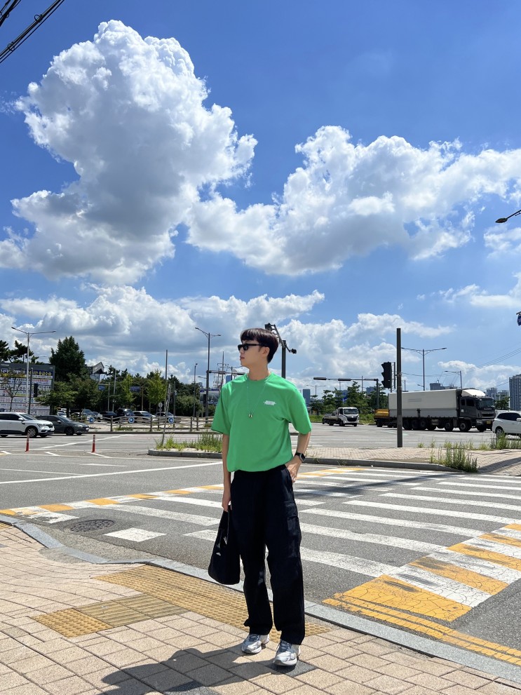 콘트로바날레 원턱 와이드 카고팬츠 무신사 와이드팬츠 코디
