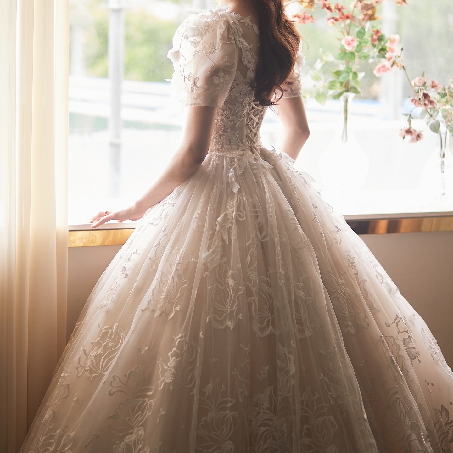 숨쉬기 힘들었던 드레스 ㅋㅋ #hjgjwedding

결혼준비는 👉🏻 #다이렉트결혼준비 direct.wedding
👉🏻 https://m.cafe.naver.com/directwedding
가입하실 때 💓희밍ㅇ💓 입력하시면
현금처럼 쓸 수 있는 30,000포인트 적립가능!!

#웨딩 #결혼 #결혼준비 #웨딩드레스 #스드메 #가을스튜디오
