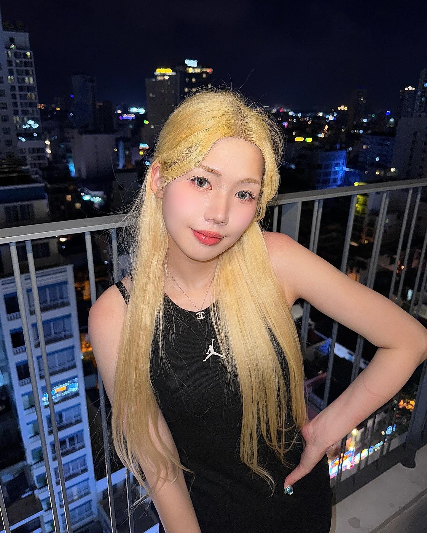 중국 틱톡커 같이 나왔지만 한국인입니다 (ﾒ﹏ﾒ)