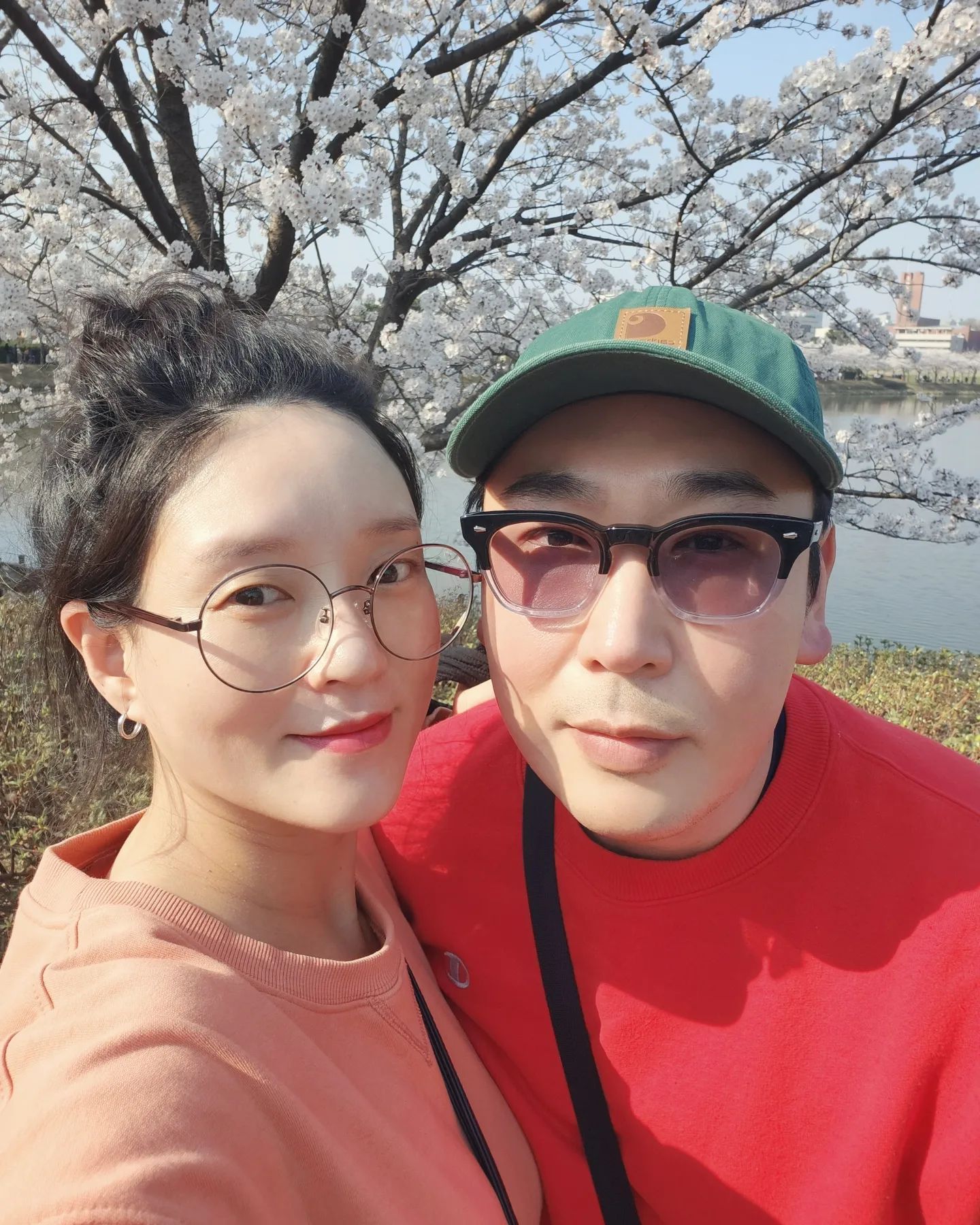#화랑유원지벚꽃 
#꽃구경 

뒤뚱뒤뚱 하면서도 꽃구경은 했음
신랑이랑 콧바람 😤🩷

#36w1d👶
#D-9