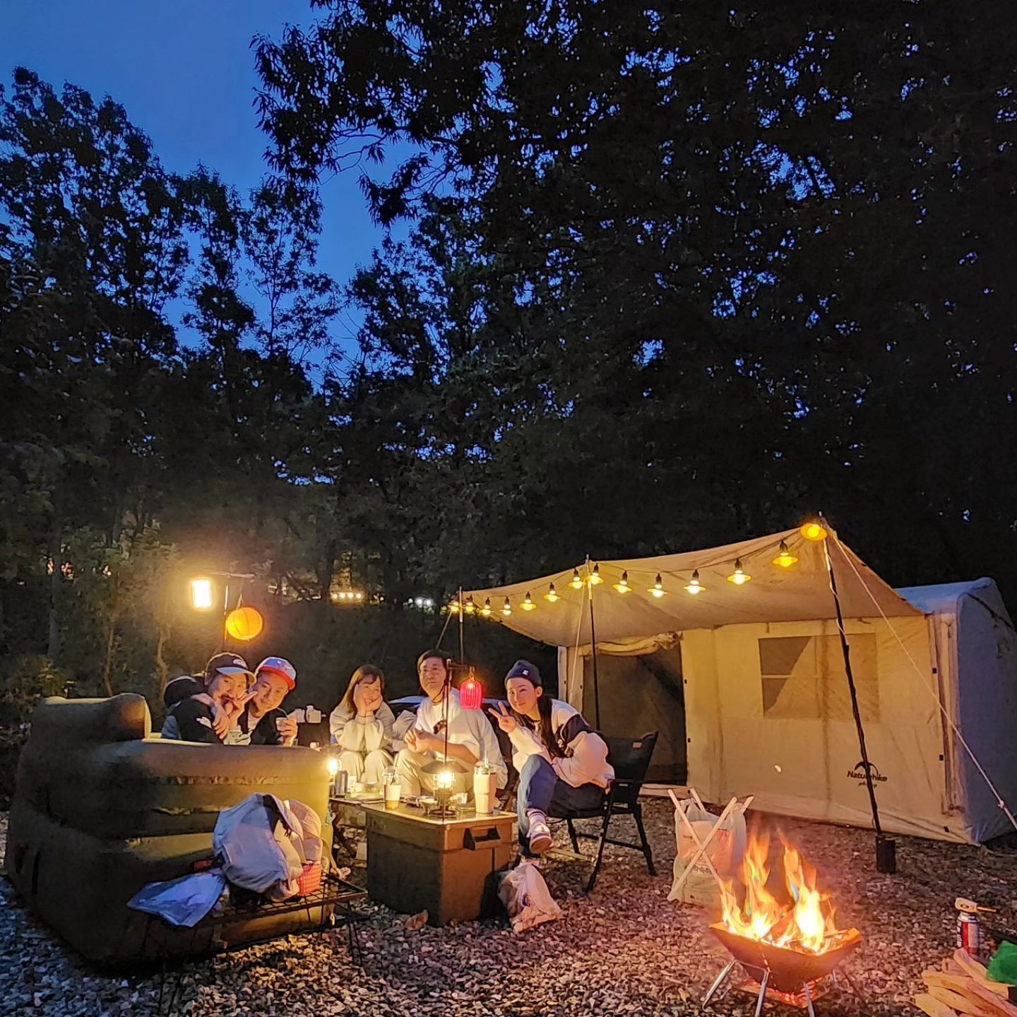 🏕🌃
⠀⠀⠀⠀
분명 10월 시작이었는데
벌써 10월도 다 가는구나

정말 간만에 캠핑은
역시 재밌지만
뉴템이 없으니 허전😂
뉴템 장전하고 동계캠 가자고❕️
⠀⠀⠀⠀