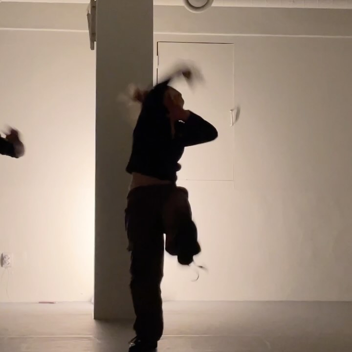 안녕하세요 옆집 이사 왔습니다
-
#choreography seoa4ma 
#music treysongz - Neighbors Know My Name
#place uplydance_ 
-
#allkchoreography #treysongz #neighborsknowmyname  #urbanplay
