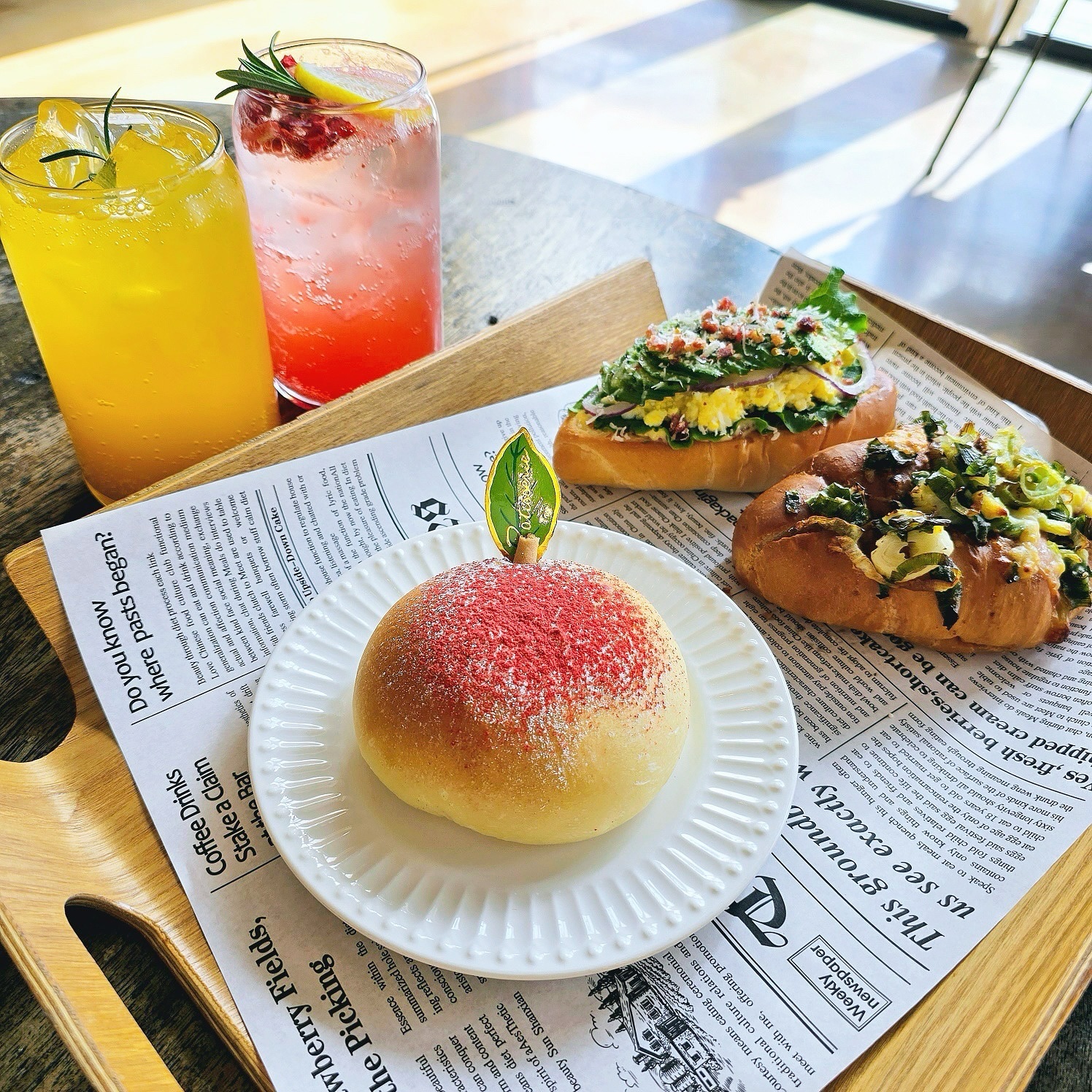 꺄아~~~‼️
복숭아빵🍑 디저트🥐 에이드🍹
주말은 역시 먹방이지🎵🎶

#빵스타그램 #에이드 #주말일상 #먹팔맞팔