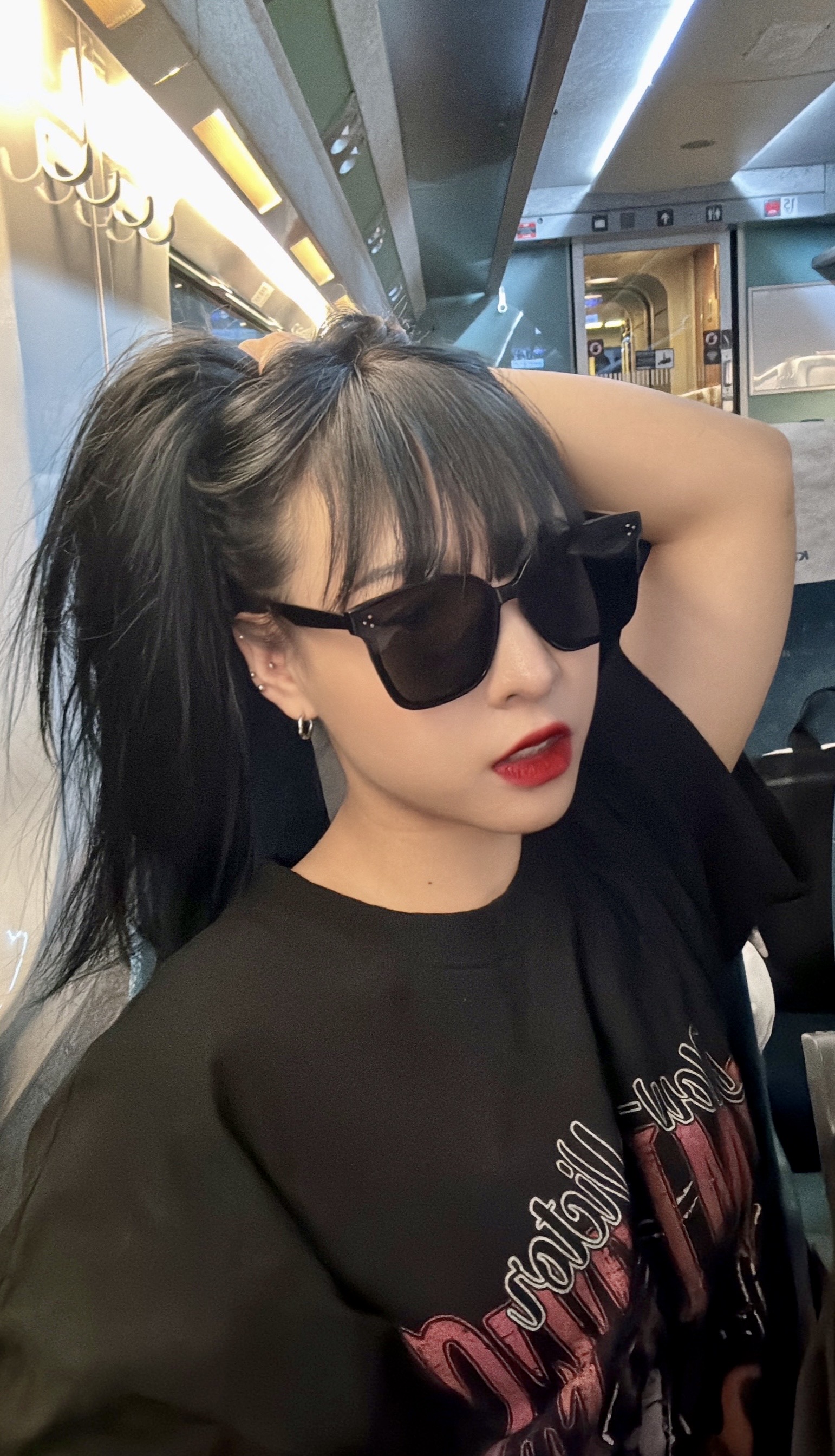 [SeeChic] 스퀘어 빅 프레임 선글라스