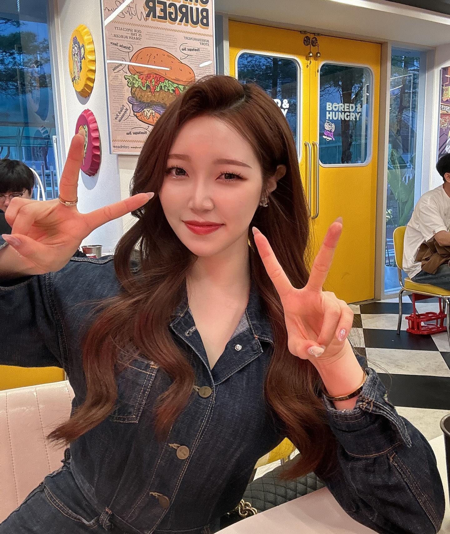 수제버거 먹으러갈래? 냠냠🍔🍔