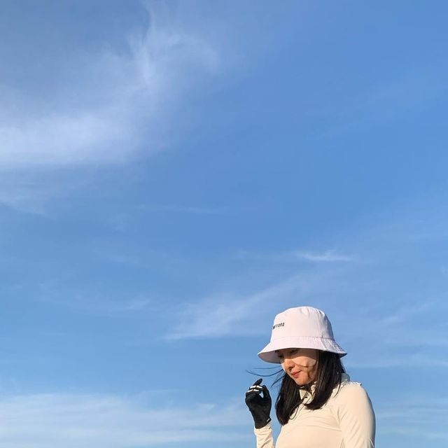 @golf._.sean on Instagram: "#광고 지난 번에 이어 이번 라운딩에도 함께한 [마른파이브 넉넉스타킹] 군살을 탄탄하게 잡아주고 피부 결점을 커버해주는 고마운 아이템이에요. 넉넉스타킹을 몰랐