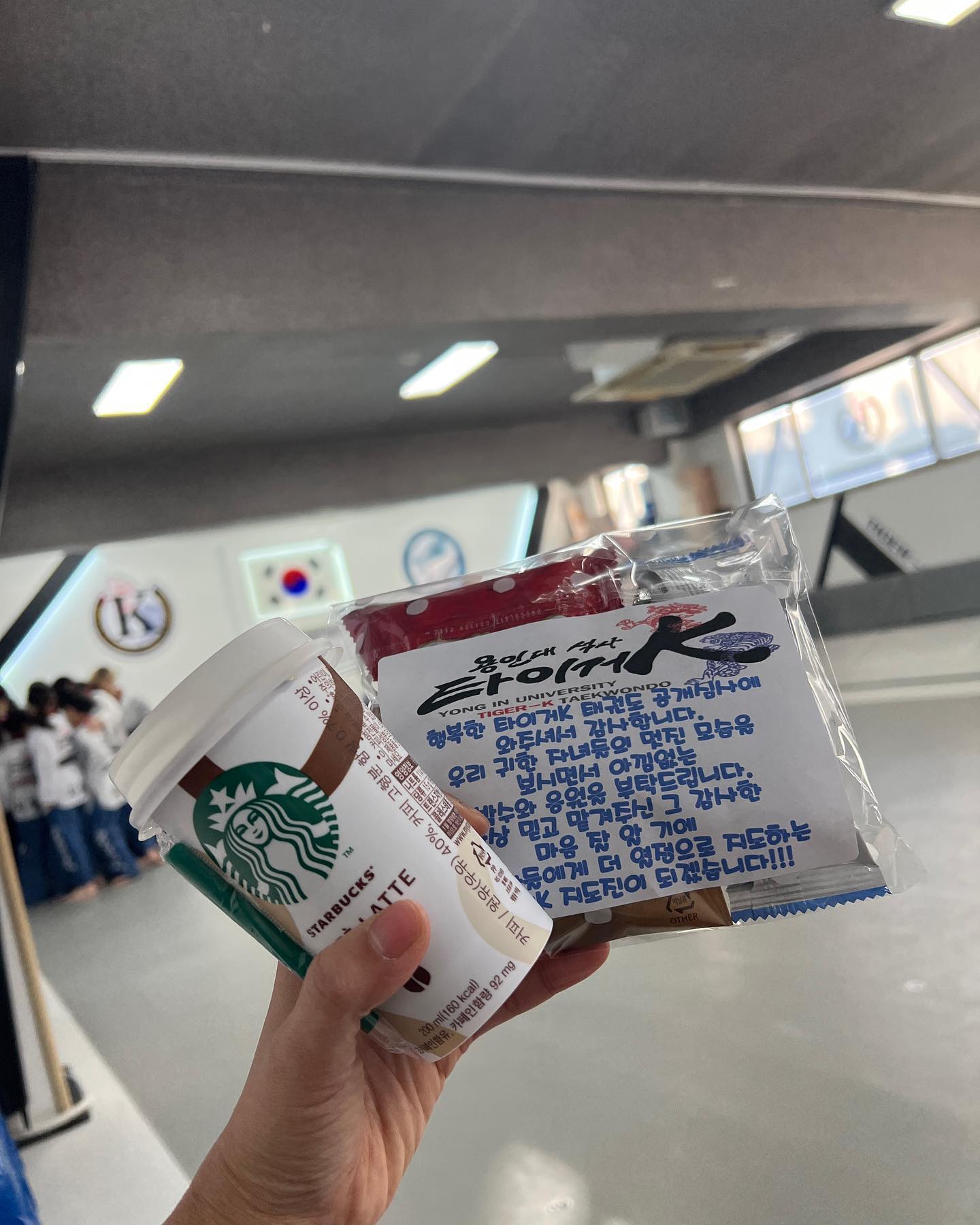오늘 공개심사 해요!!!
이게 뭐라고 떨립니다!!
기본동작, 시범단 공연
완전 재밌는순서 많아요^^
경품추첨도 해요!!!
ㅎㅎㅎㅎㅎㅎㅎㅎ
 우리아달 화이팅!!!
#타이거k #연희동 #홍제동
#태권도 #용인대석사k