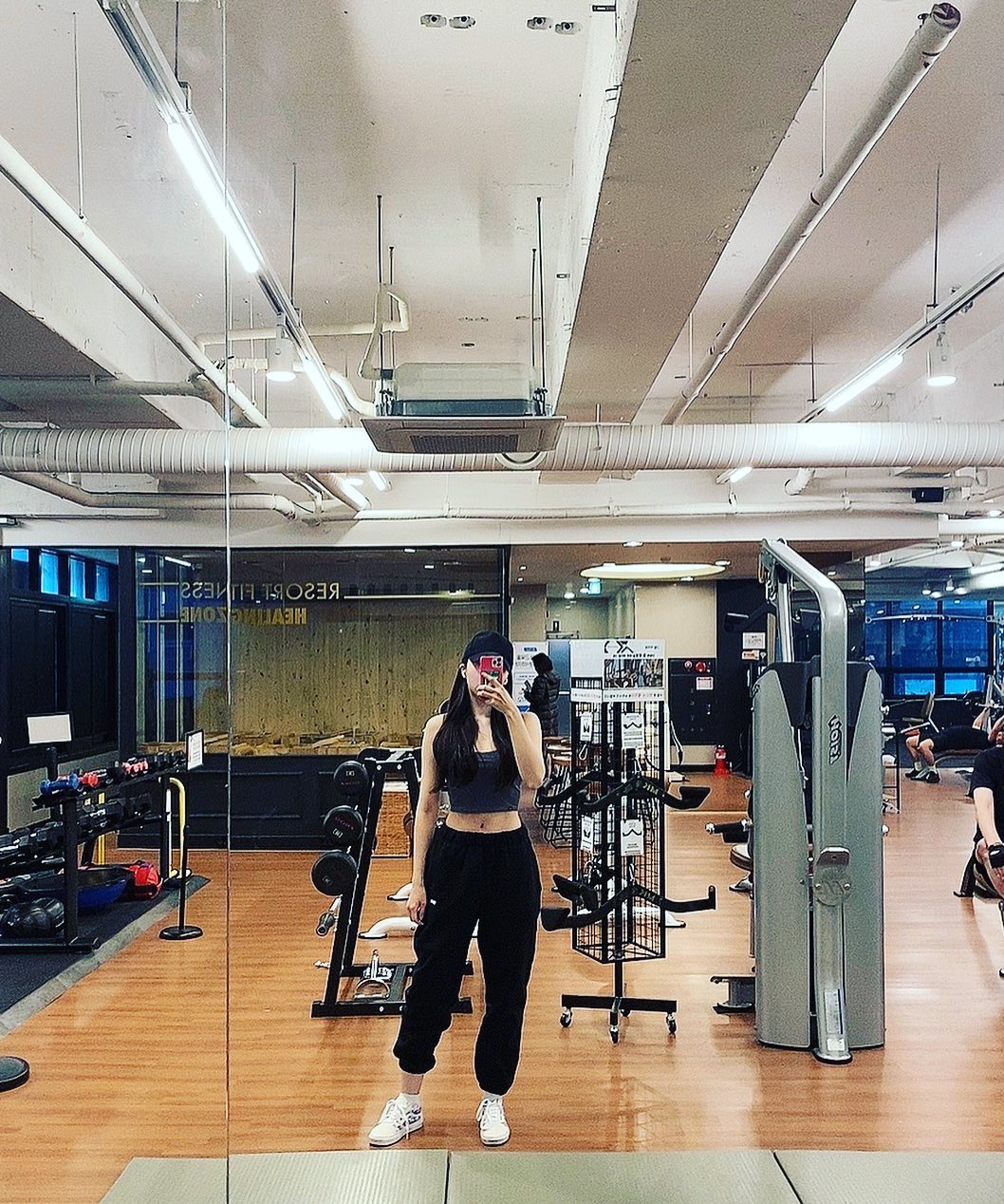 ⠀
⠀
어제는 처음으로 새벽에 헬스장 발도장🐾
⠀
약속있는 날은 아침에 미리 운동해두기!
⠀
바프 D-67