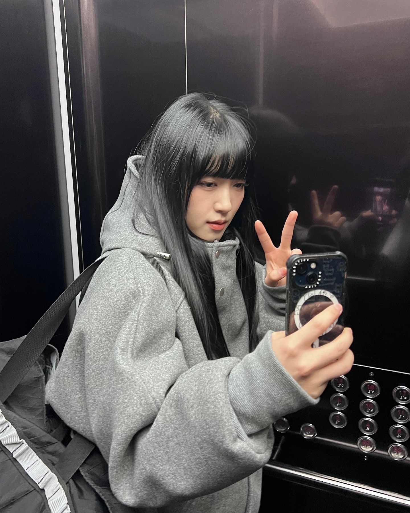 ✌️