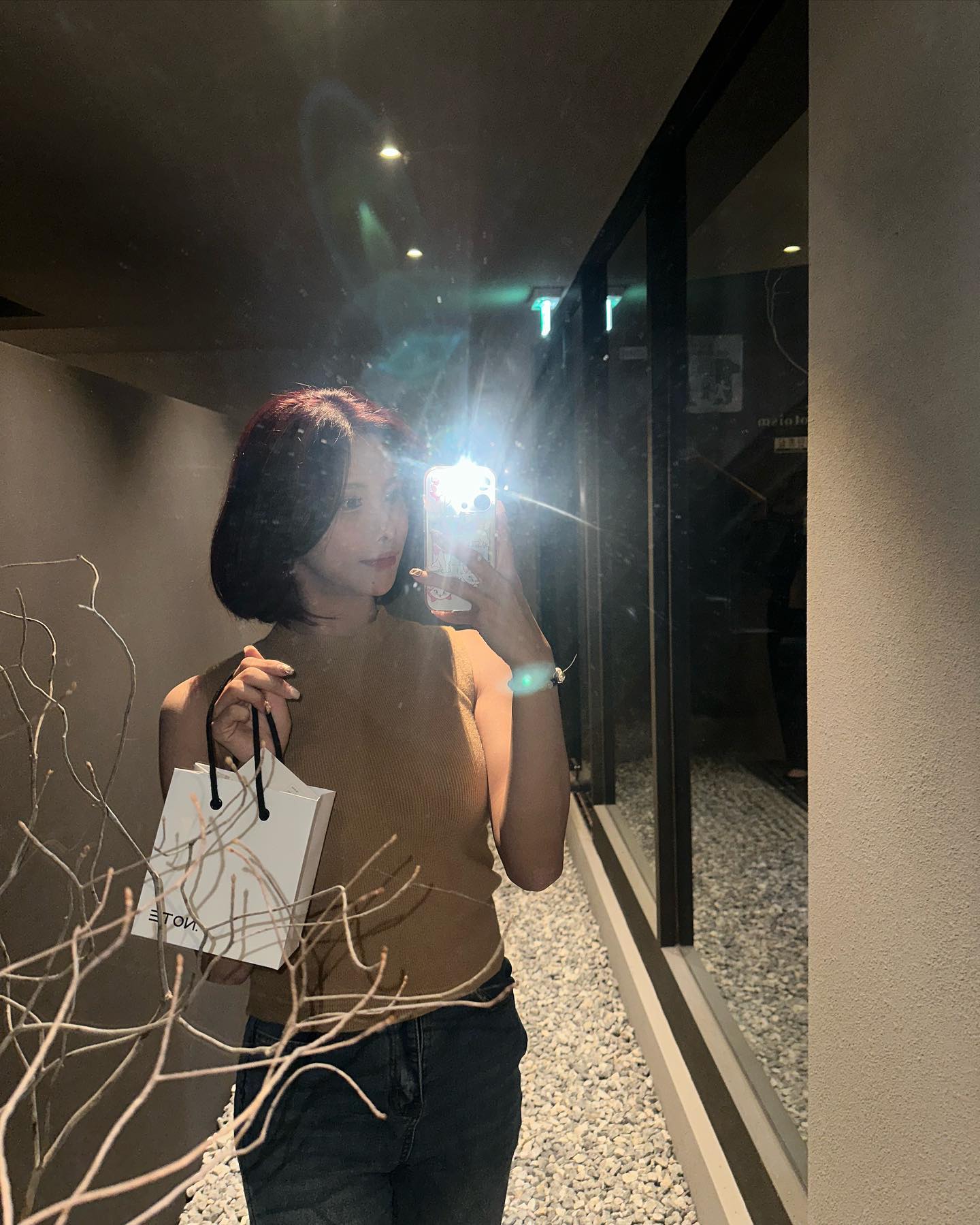 나만의 향수 만들고 왔어요!
분위기도 너무 예쁘고 좋은 향기에 들어갈때부터 기분도 좋았고, 직원분도 너무 친절…🫶
#강남향수공방 #강남원데이클래스 #강남역실내데이트 #강남역놀거리 #서울향수공방 #향수만들기공방 #강남실내놀거리 #서울공방데이트 #강남이색데이트 #강남역이색데이트 #신논혁역데이트 #서울실내데이트 #서울이색데이트 #서울핫플 #서울원데이클래스 #공방데이트 #강남역데이트 #강남핫플 #강남데이트코스