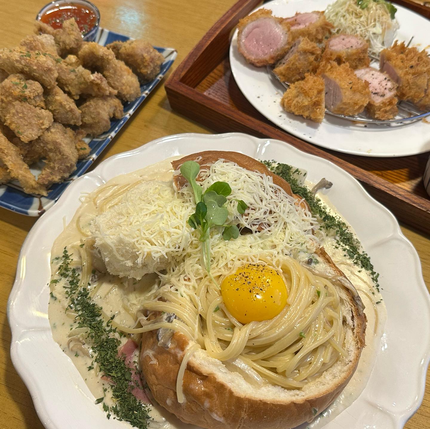 #광고
상남동 돈까스 맛집으로 핫한 동백카츠🤍
겉바속촉 등심&안심카츠 부터
매콤한 크림소스랑
큼지막한 빵 조합이 짱맛인 청양까르보빠네
바삭하고 쫄깃한 안심가라아게!
비쥬얼부터 맛까지 완벽한 찐맛집 ​ꈍ◡ꈍ 
⠀
🌺동백카츠상남점
🌺 경남 창원시 성산구 단정로 13 1층 101-1호
🌺영업시간 11:00-21:30
브레이크타임 15:00-17:00(주말 브레이크타임 X)
⠀
​#동백카츠 상남점#창원돈까스#창원상남동돈까스#상남동맛집#상남동파스타#창원상남동파스타맛집#상남동데이트맛집
#먹스타그램 #instagood #yummy #foodie #foodpics