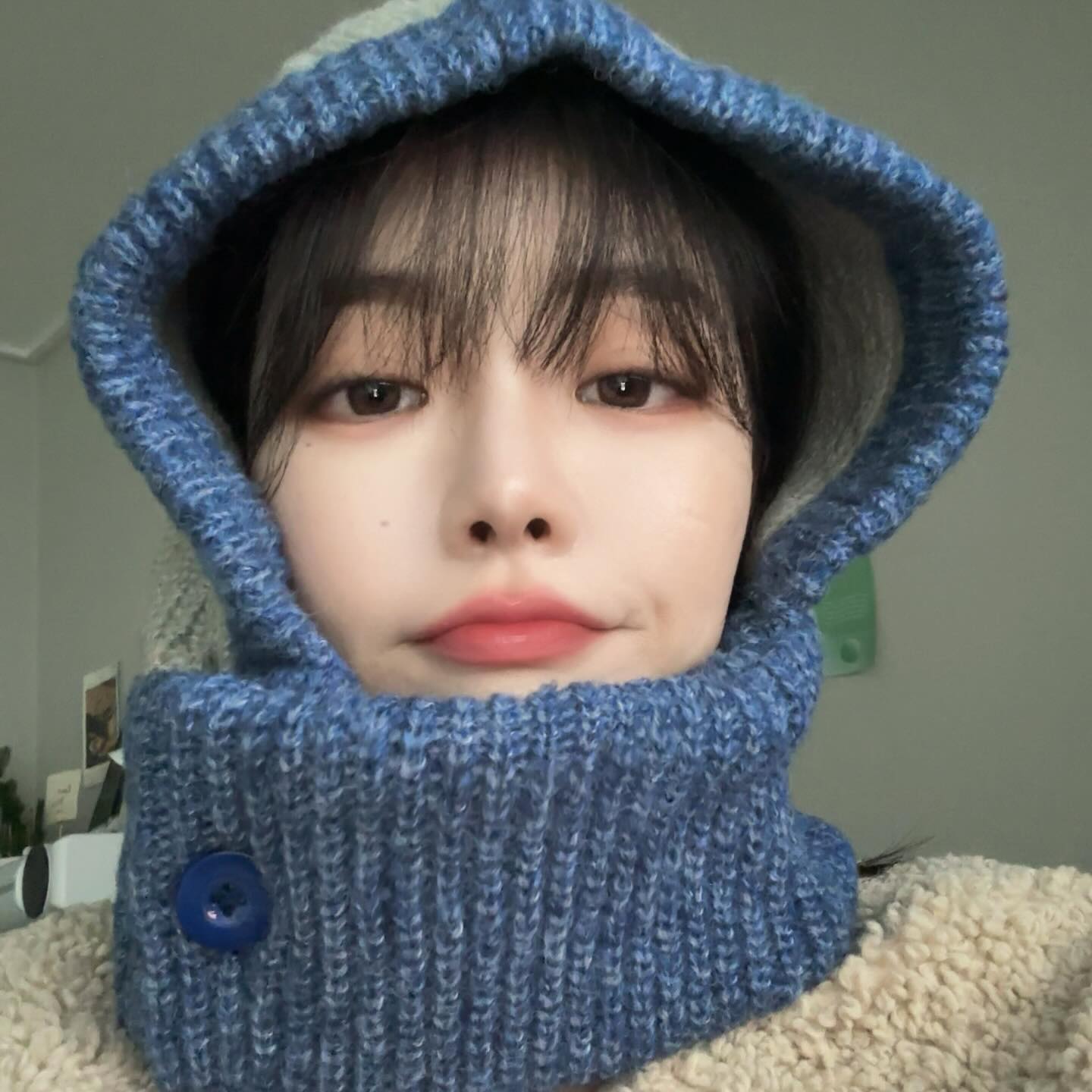 킁