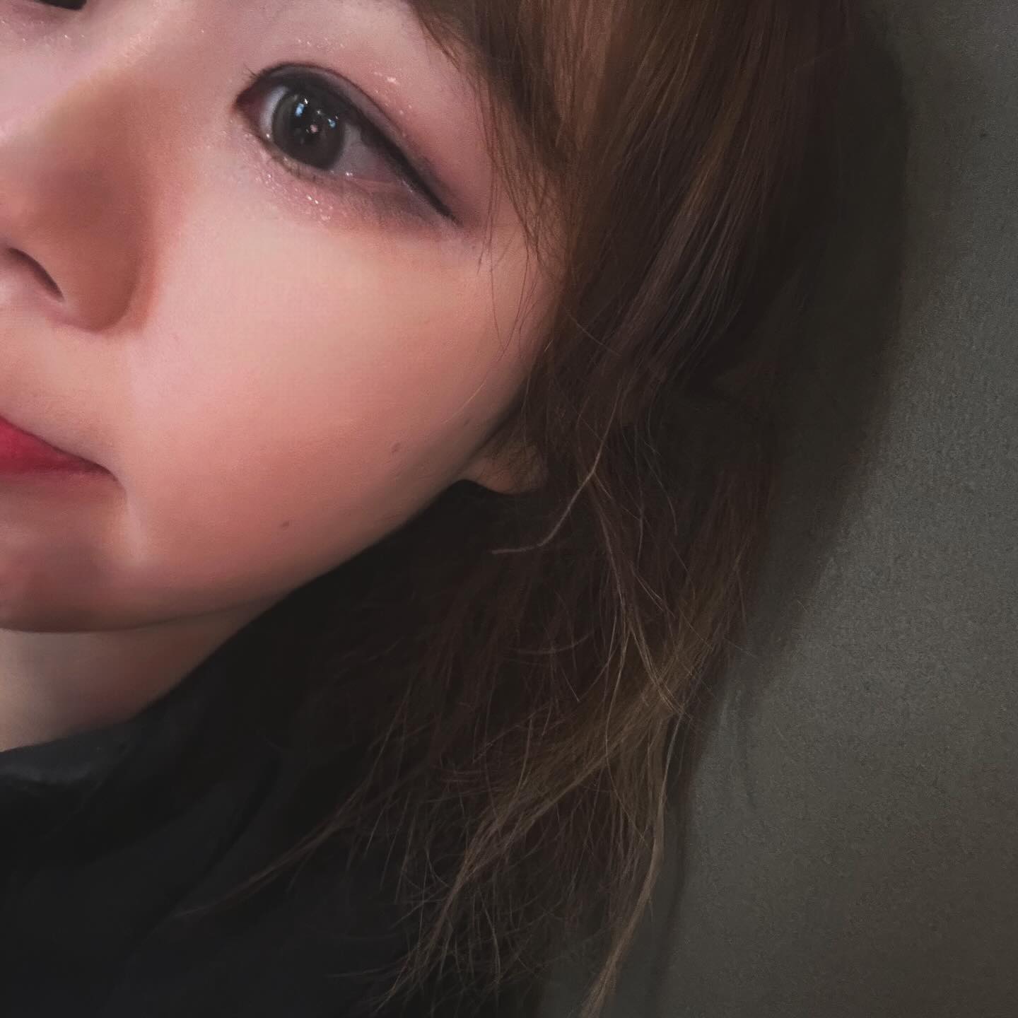 #광고 #서울 #충무로 #카페 
.
울리는 전화를 뒤집어 놓자 ☎️ 
메뉴가 너~~ 무 많아서 골라야 하니까 ^~^
.
.
맵지가 사진 찍은 여기는 어디!!? 🔎🕵️‍♀️
📍주소 : 서울 중구 퇴계로 218-9 대한극장근처 
🗣️ 골목으로 들어가면 있어요! 노래방 근처! 
🚗충무로역 1번 출구에서 116m🚗
⏰ 영업시간 : 주말 12:00 - 18:00
평일 10:30 - 22:00
☎️ 전화 : 02-2271-5080

.
.
카페에 이런 것도 팔아요?
브레이크 타임에 돌아다니는 
청개구리 같은 김남매에게 제격이였던 곳
카페라서 기대 안하고 시켰는데
이정도면 괜찮다고 생각합니다
메뉴 통일 안되는 친구들 끼리 모였다면?
충무로 피플스 카페로 출동 
.
.
.
.

inflca #충무로피플스카페 #충무로역카페 #충무로카페 #피플스카페 #커피맛집 #카공 #공부카페 #아지트카페 #서울카페 #서울카페추천 #서울가볼만한곳 #충무로맛집 #충무로역맛집 #충무로돈까스 #충무로피자 #동국대카페 #동국대맛집 #서울데이트 #서울데이트코스 #충무로데이트 #충무로핫플 #cafe #pizza #seoul #korea #photo