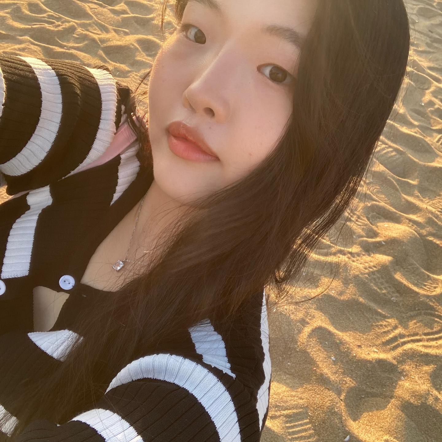 꿈 같았던 모모치 해변 ʕ۪ ⸱̼ ·̮ ⸱̼ʔっ ۪ ♡̷ ⋆

(기카로 찍어서 보정 못 함 .. )

#dailly #today #fukuoka #후쿠오카 #모모치해변 #모모치해변노을 #좋아요 #좋아요반사 #좋아요환영 #좋아요반사테러 #좋아요늘리기 #팔로우 #팔로우백 #팔로우미 #follow #followers #followforfollowback #follow4followback #선팔 #선팔은곧맞팔 #선팔로우 #맞팔 #맞팔환영 #맞팔선팔 #인친 #인친그램 #인친소통 #셀피 #셀피그램 #selflove