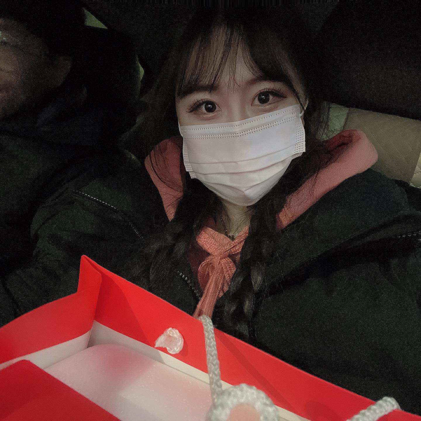 2022년보다 2023년이 더 행복하길💗

#2022년 #잘가 #2023년 #안녕 
#새해파티 #행복하게 #💗💗💗 #29살
