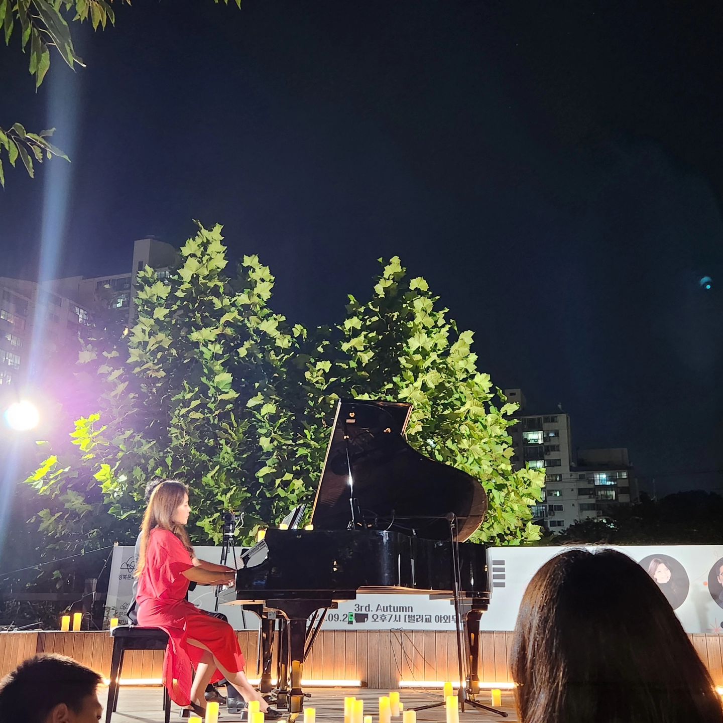 올가을에도 #우이천공연 #벌리교야외무대
내집앞에 이런 좋은 공연을 하다니 ㅎㅎ
#강북문화재단 고마워요
#기획공연 #힐링 #우이천산책
#우이천사계콘서트