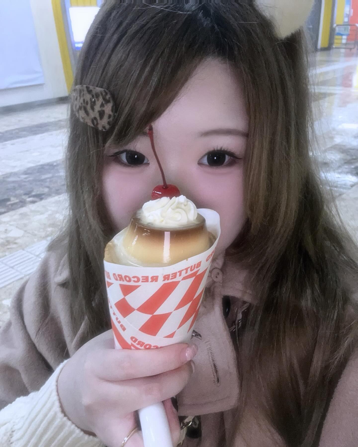 ぴえん, 😙