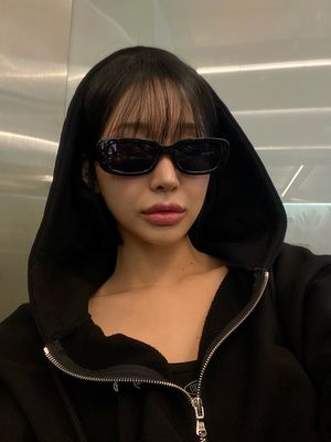 [SeeChic] 볼드 스퀘어 패션 검정 뿔테 자외선 차단 선글라스 S2