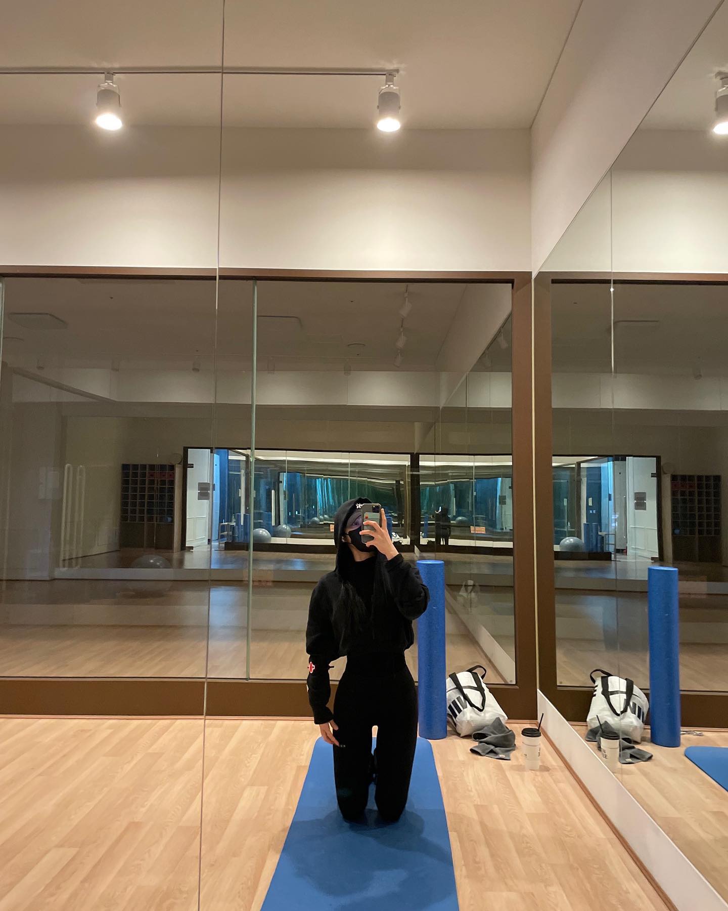 일주일 독감 이겨내고
하체운동 완료✌️그리웠던 헬스장 드디어 만나는구나
추위 이겨내고 운동 아자✌️