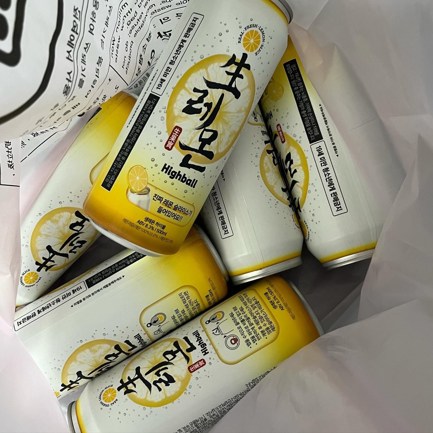 생레몬하이볼🍋
짱맛👍

#생레몬하이볼 #cu핫템 #편의점신상