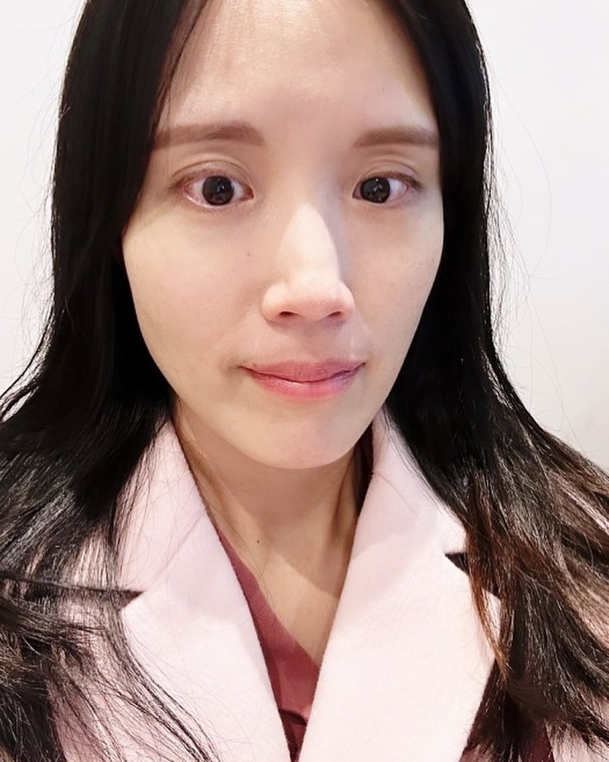 #여권사진 촬영하고 왔어요😀
송파구청에 신청도 완료!!
여기는 8일 걸린다네요