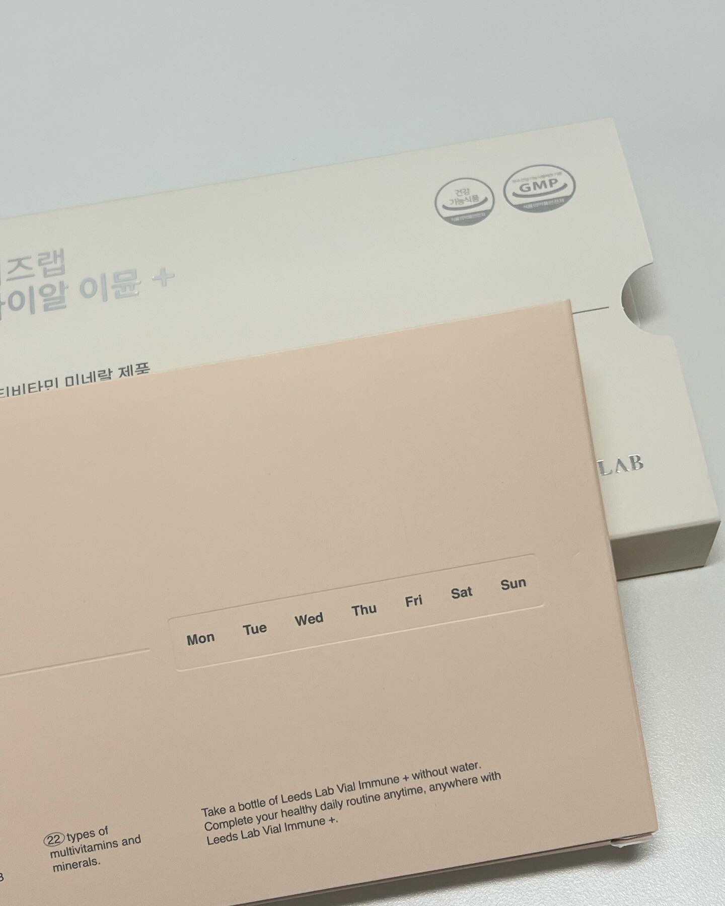 #협찬 leedslab.official 

요즘에 아침에 일어나기가 너무 힘들어서 
영양제 먹기 시작했는데 역시 효과가
바로 나타나더라고요 ☺️

간편하고 영양은 똑똑히 채운 리즈랩 바이알 이뮨 
먹고 있는데 물 없이도 먹을 수 있고 무엇보다
맛있어서 더 손이 잘 가는 거 같아요 

✔️이뮨 비타민 추천 + 리즈랩 바이알 이뮨 플러스
✔️국내 최초, 최다 22 종 영양소 함유 
✔️기존 19 종 영양소보다 비타민 B2, 비타민 B12, 
  마그네슘 이렇게 3 가지 영양소가 더 함유되어 
  총 22 종 영양소 함유로 업그레이드 

https://bit.ly/3ex27bn