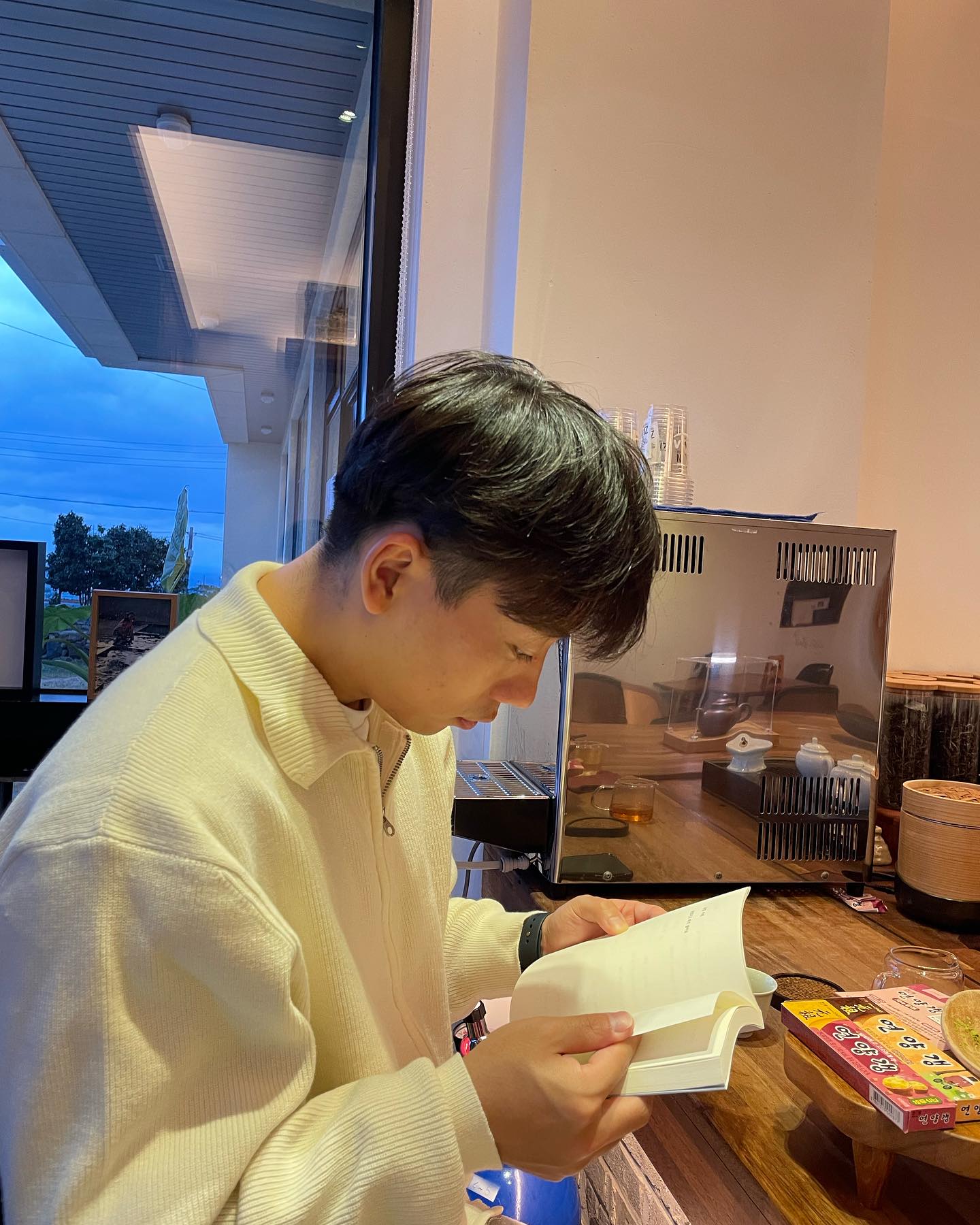 너 Tea야??

#연양갱 #차와함께 #찻집지안